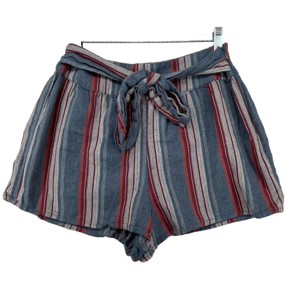 Chelsea & Violet C&V Womens Shorts Sz M Cotton Blue Striped Tie Belt Modern City